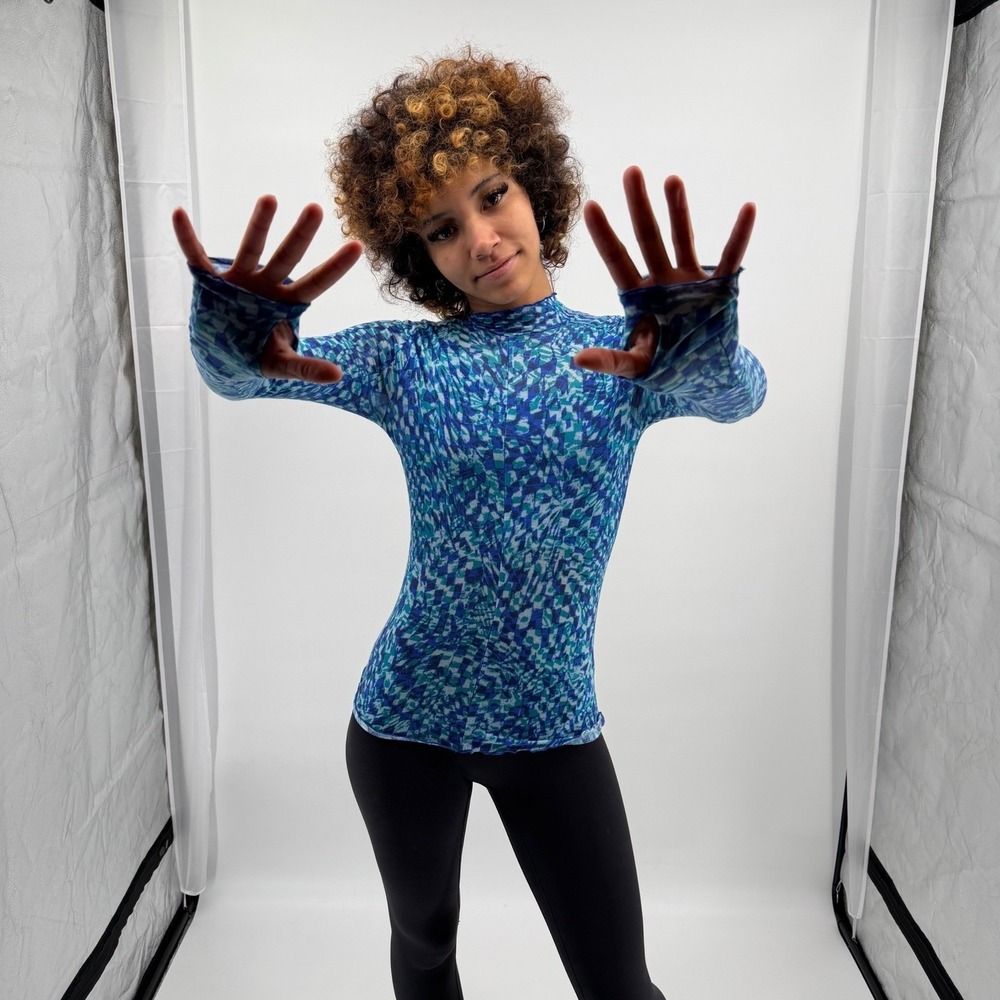 Free People Movement Blue‎ Abstract Long Sleeve Thumb Hole Top XS